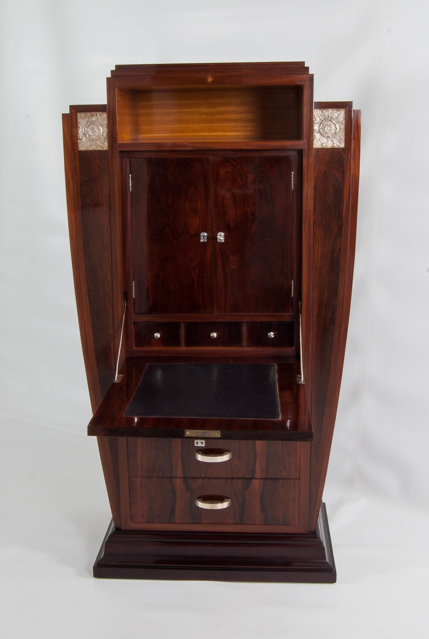 1920s cabinet