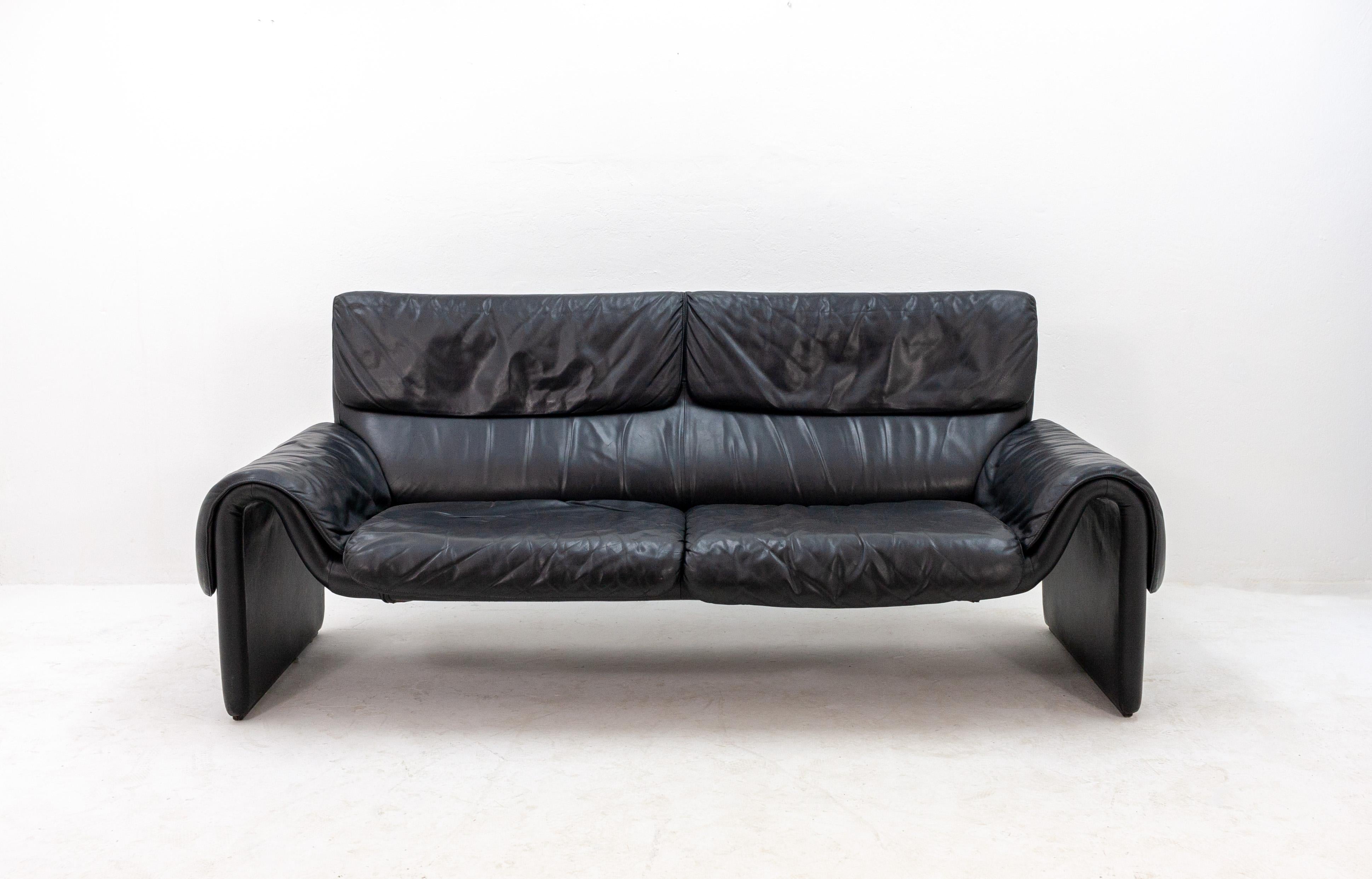 Modern De Sede Sofa DS-2011 in Black Leather