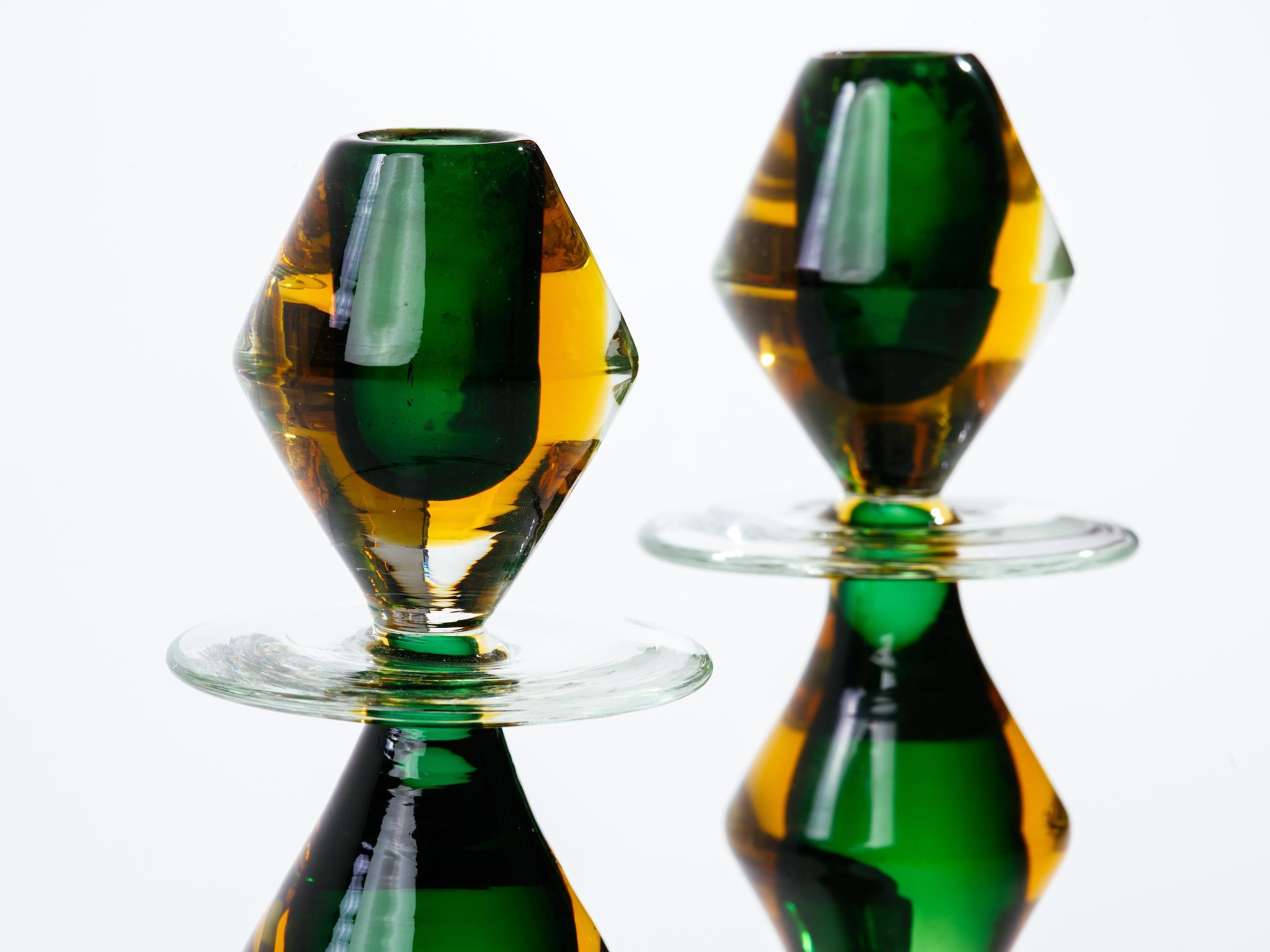 Mid-Century Modern Italian Gold and Emerald Glass Candlesticks by Flavio Poli for Seguso For Sale