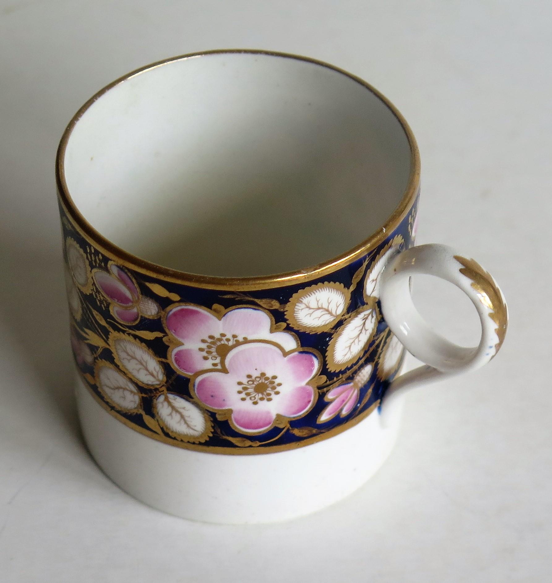 George III Georgian Porcelain Coffee Can by Machin & Baggaley Pattern 262, Circa 1810  For Sale