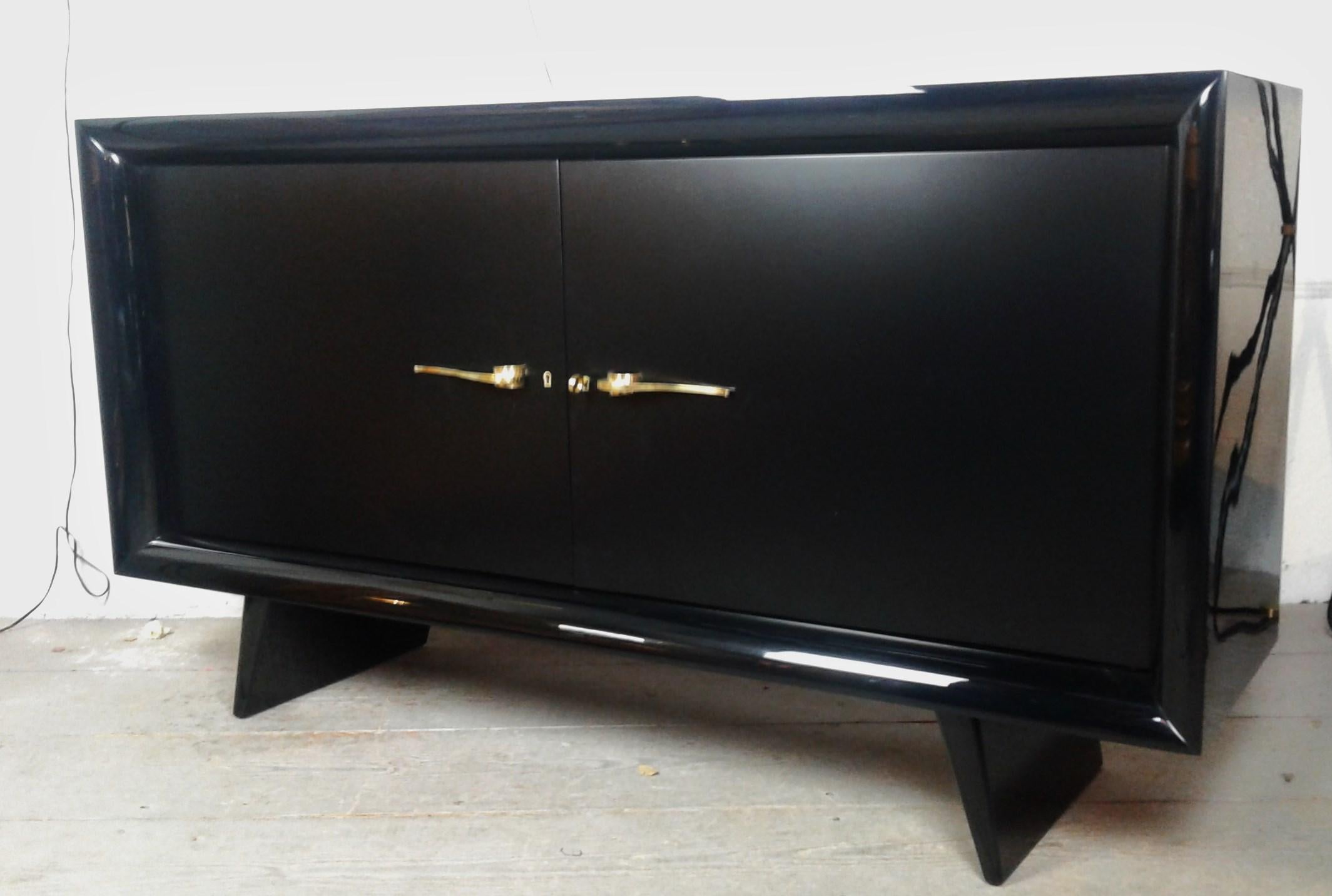 French 1950s Sideboard in Black Lacquer by Suzanne Guiguichon