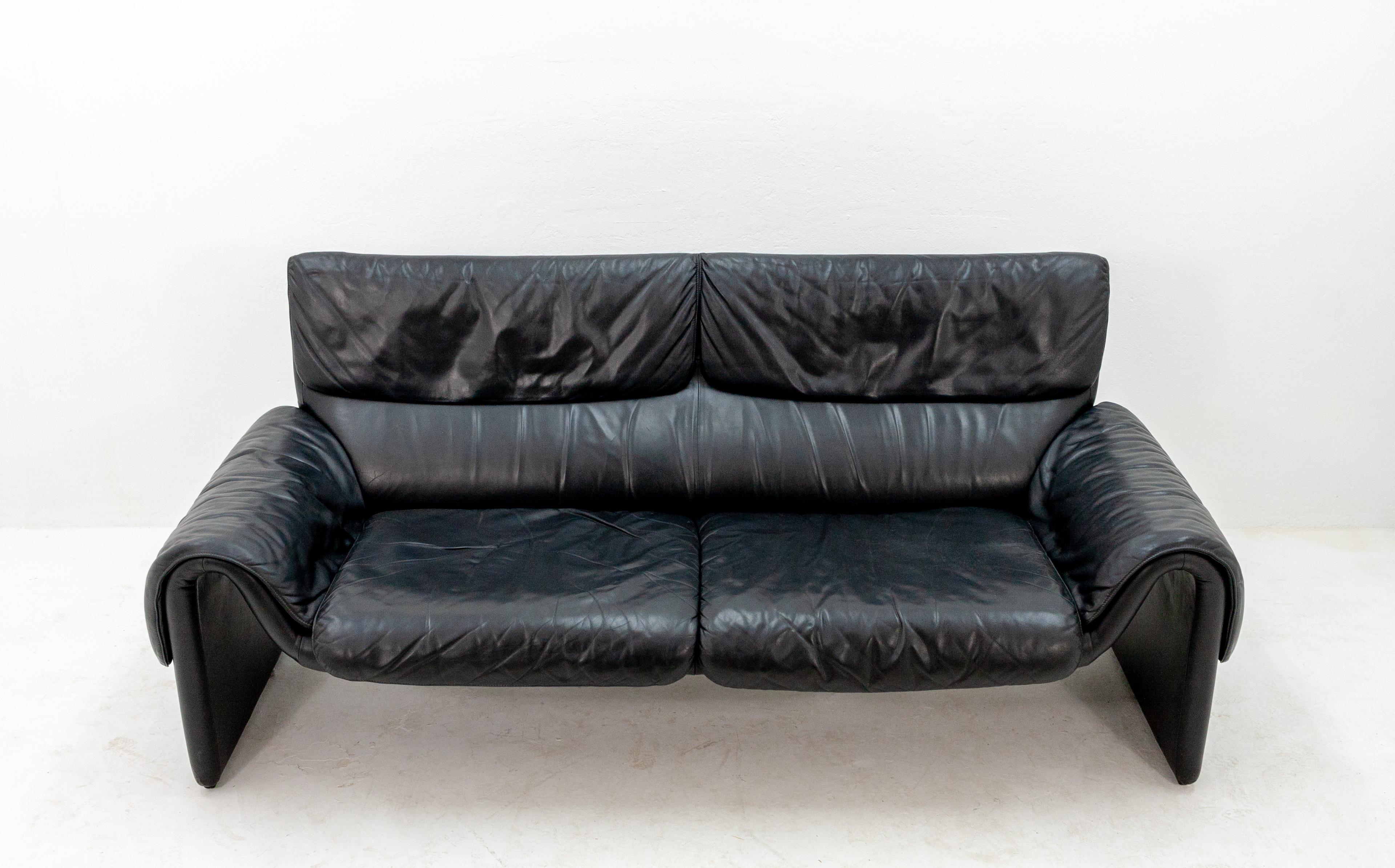 Swiss De Sede Sofa DS-2011 in Black Leather