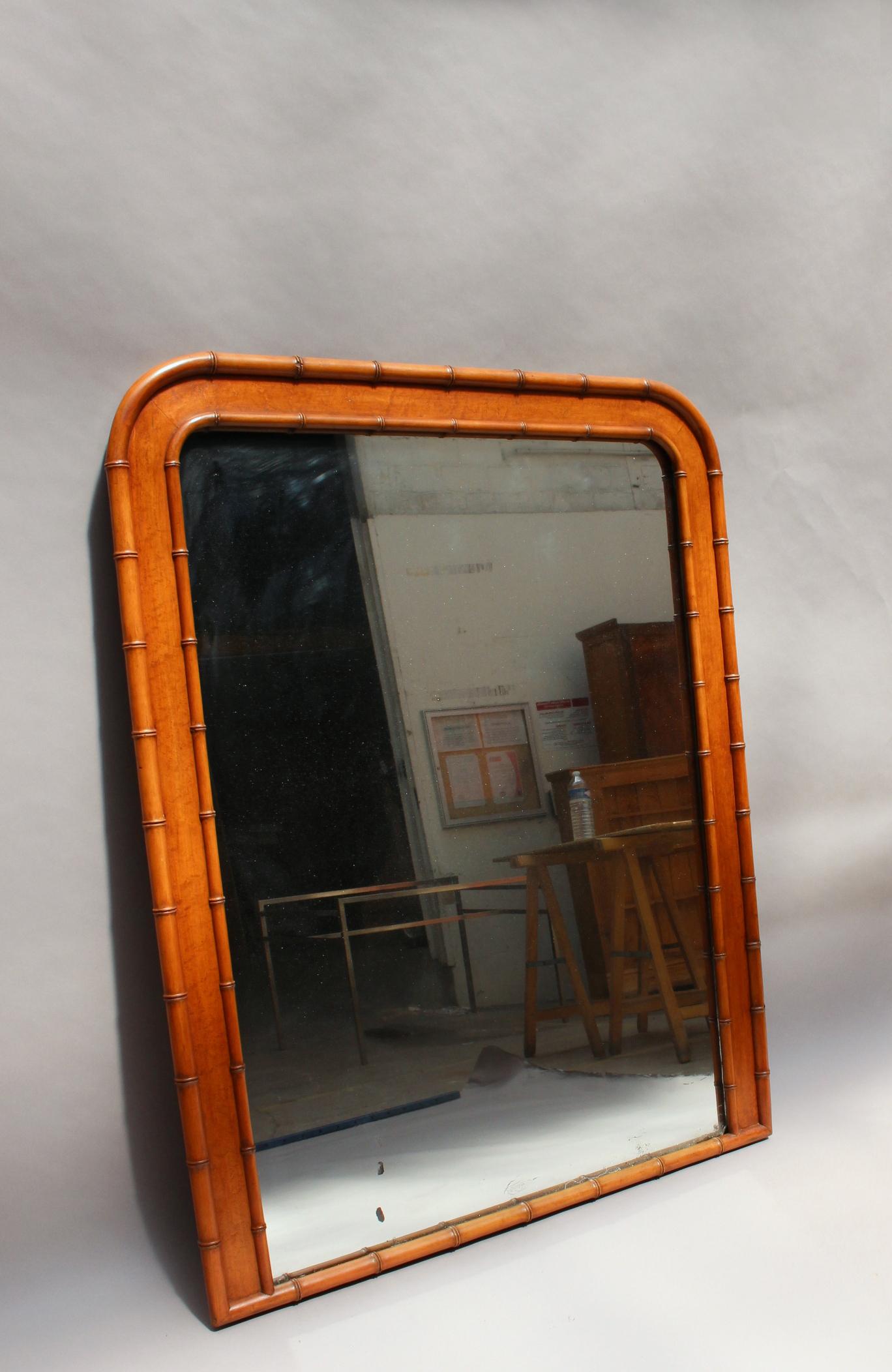 French Napoleon II Faux Bamboo and Mahogany Framed Mirror In Good Condition For Sale In Long Island City, NY
