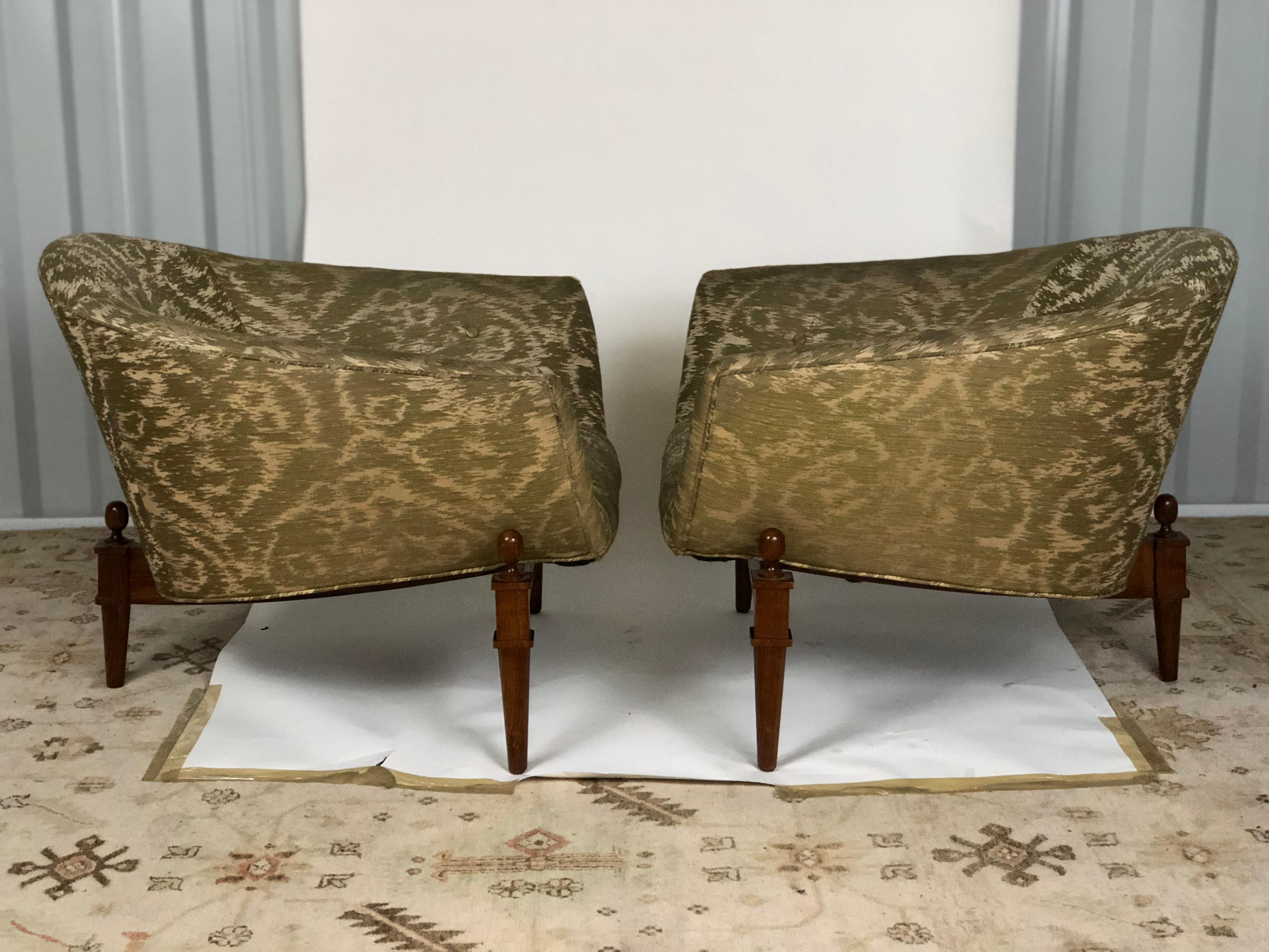 Pair of Midcentury Style Club Chairs In Good Condition In Atlanta, GA