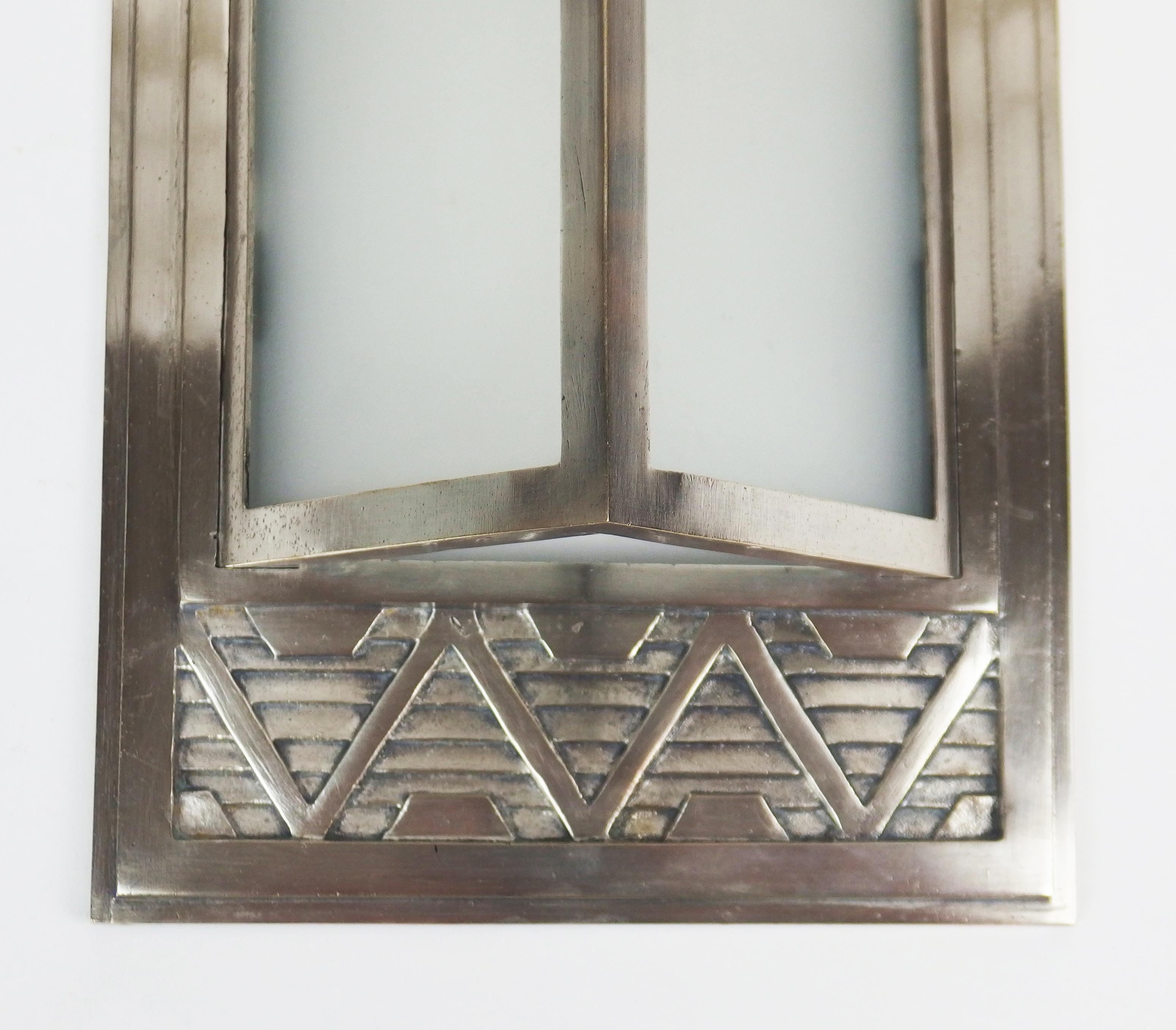 Pair of Art Deco Silvered Bronze Sconces by Georges -Marius Boretti In Good Condition In Janvry, Essonne