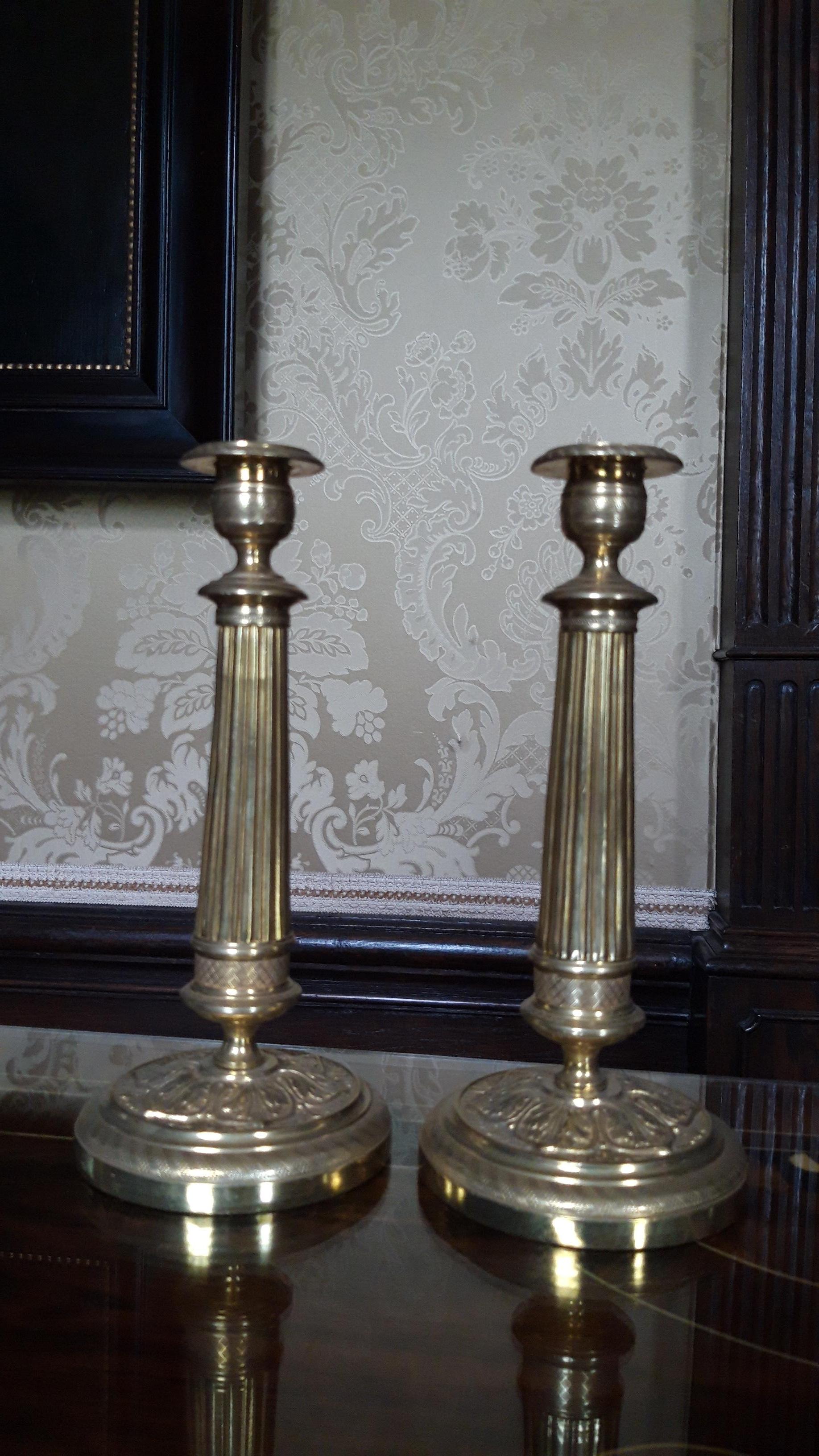 Pair of Bronze Candlesticks In Excellent Condition For Sale In Heukelum, NL