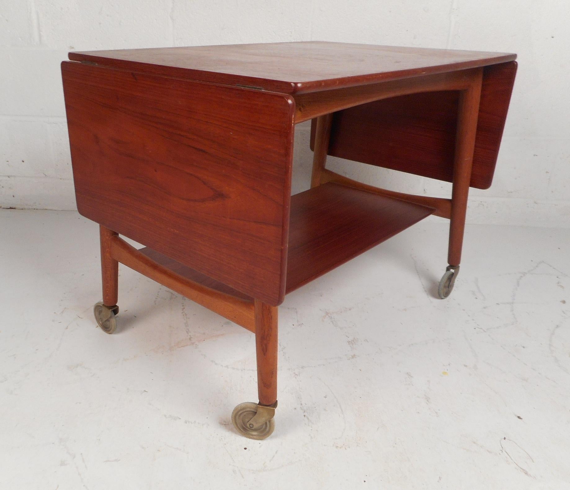 Mid-Century Modern Midcentury Hans Wegner for Andreas Tuck Drop-Leaf Side Table For Sale