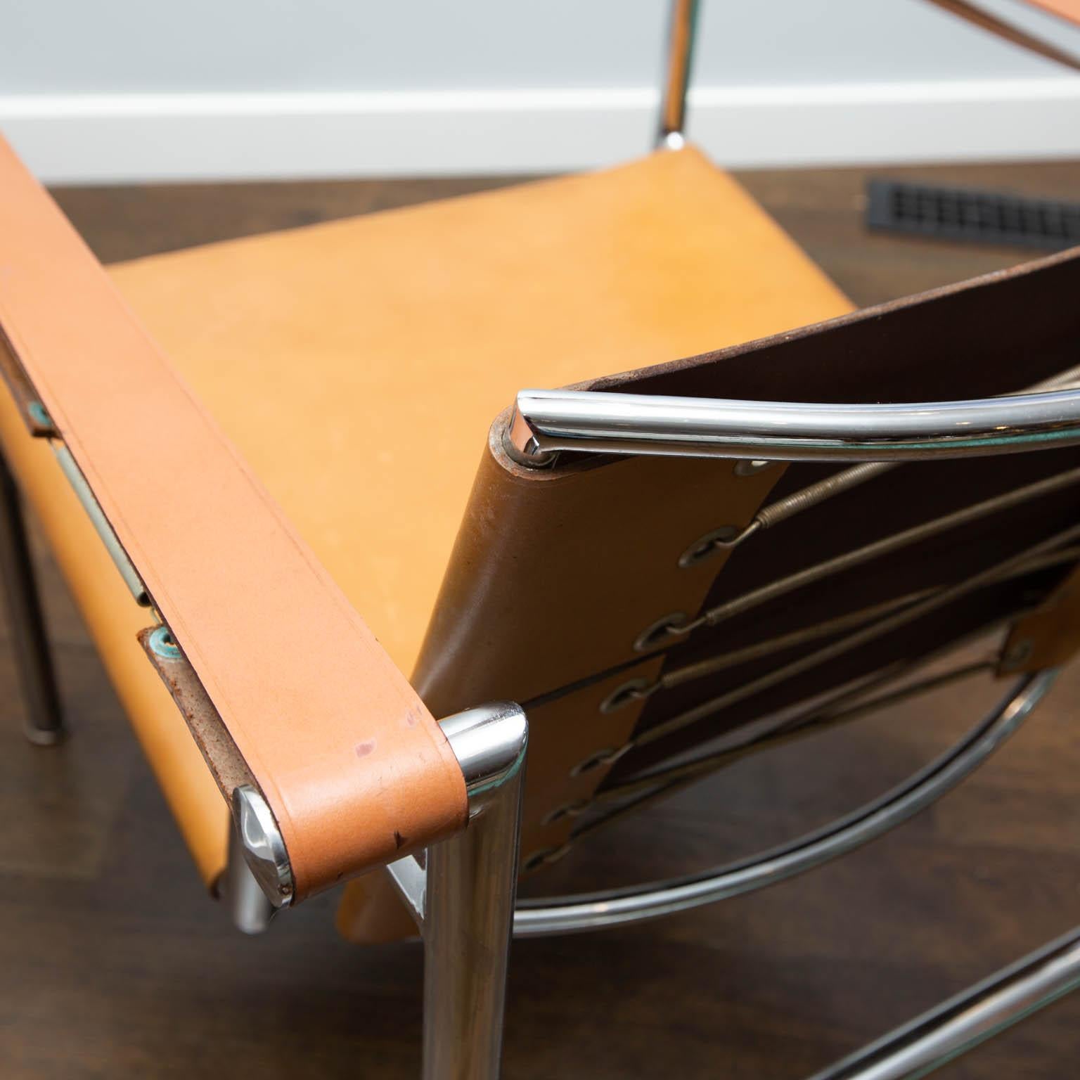 Modern Le Corbusier LC1 Leather Sling Chair Imported by Stendig