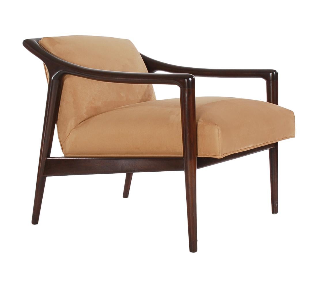 Pair of Midcentury Italian Modern Lounge Chairs in Walnut after Gio Ponti 2