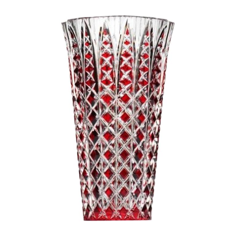 Vase „Jaipur“ aus französischem handgeschliffenem rotem Kristall in limitierter Auflage von Saint Louis im Angebot