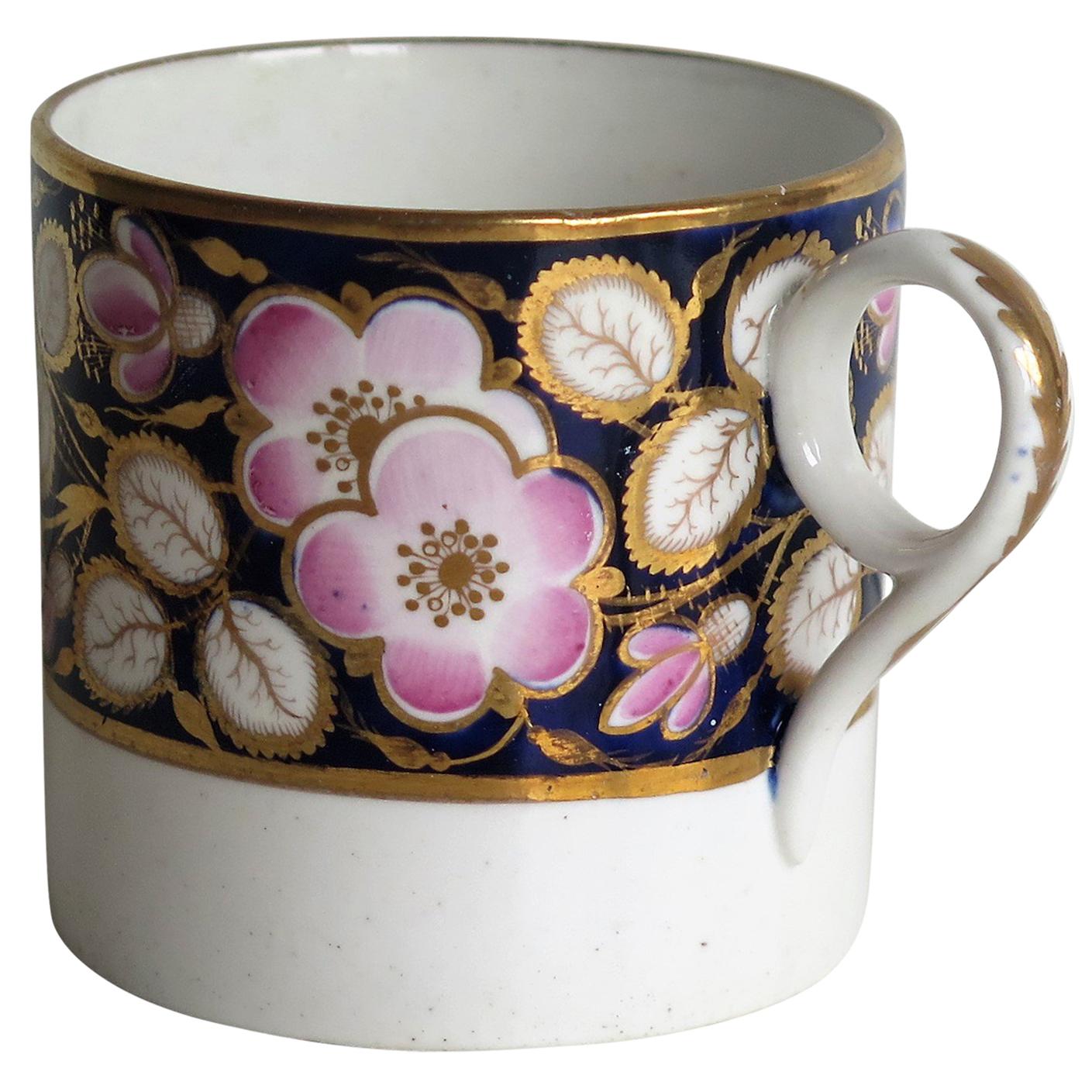 Georgian Porcelain Coffee Can by Machin & Baggaley Pattern 262, Circa 1810 