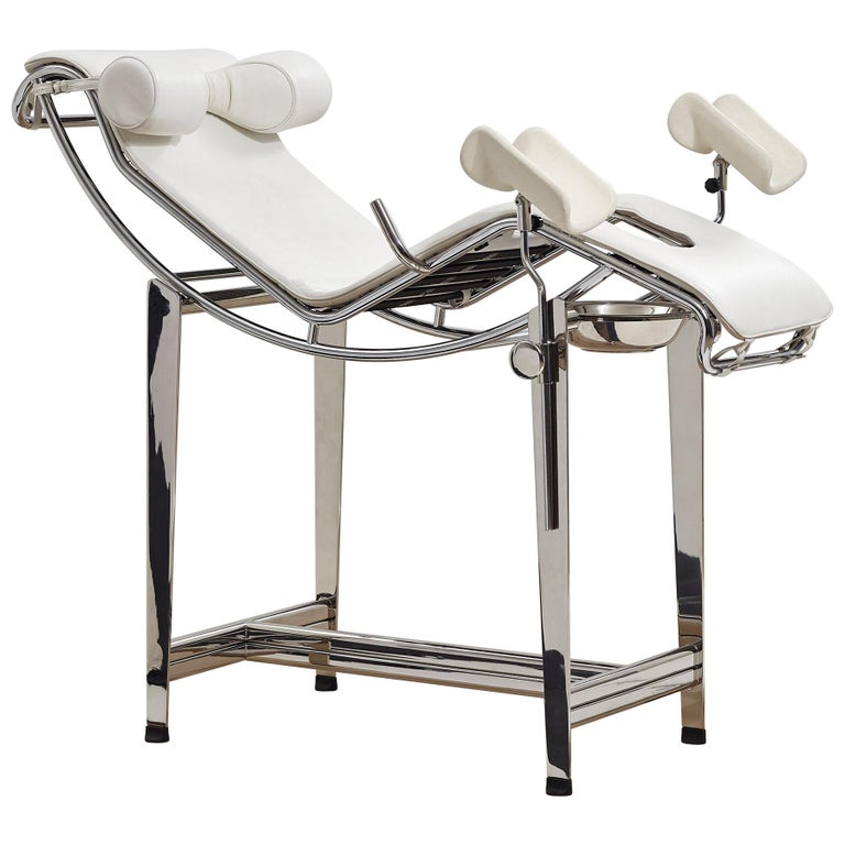 White Leather and Steel Chaise Longue by Robert Vincent, Oneofakind