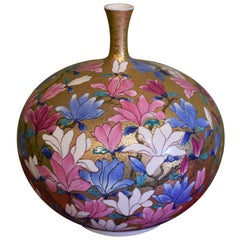 Japanese Imari Gilded Hand-Paint Porcelain Vase by Master Artist, 2018