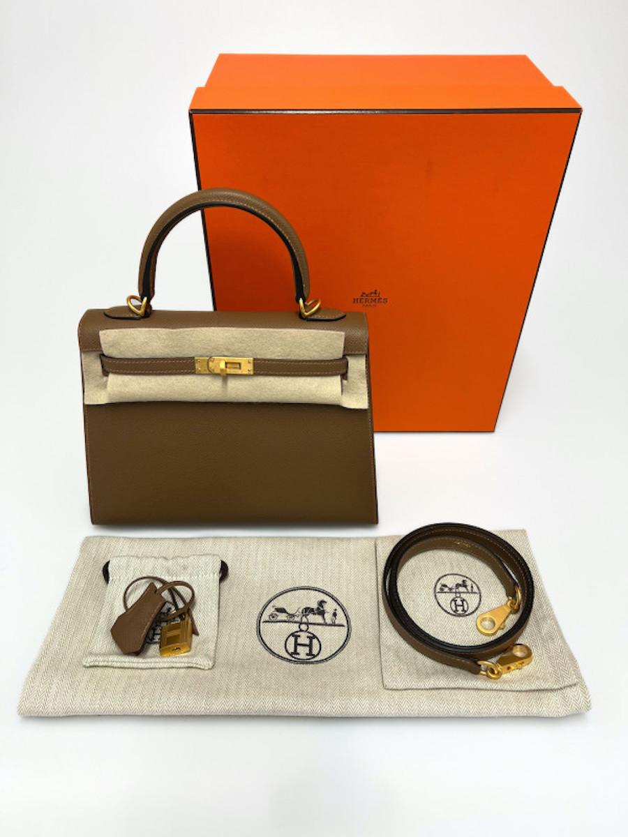Hermes Kelly 25 Biscuit And Pink Epsom Leather In New Condition For Sale In Paris, FR