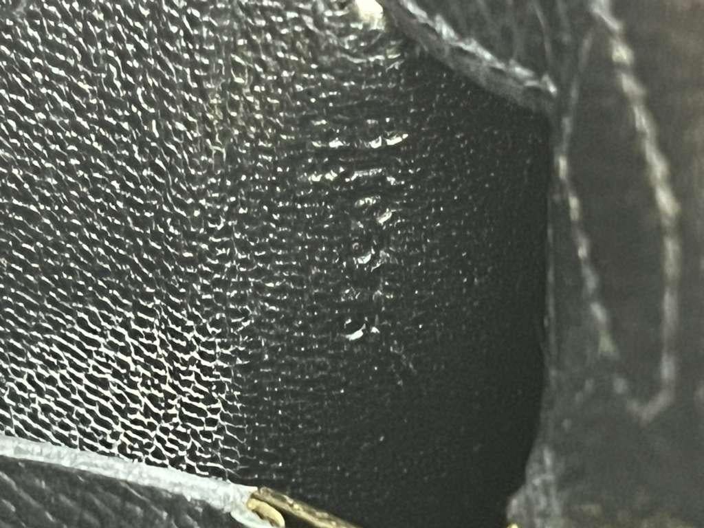 Hermes Kelly 25 Noir Cuir Epsom Quincaillerie Or Sac à Main Crossbody en vente 13