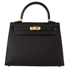 Hermes Kelly 25 Schwarz Bittersalz Leder Gold Hardware Crossbody Handtasche