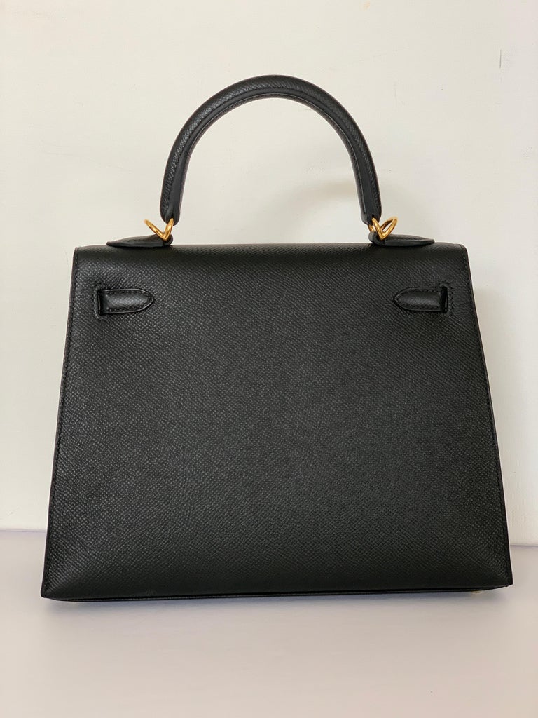 Hermes Kelly 25 Black Epsom Sellier Bag Gold Hardware at 1stDibs