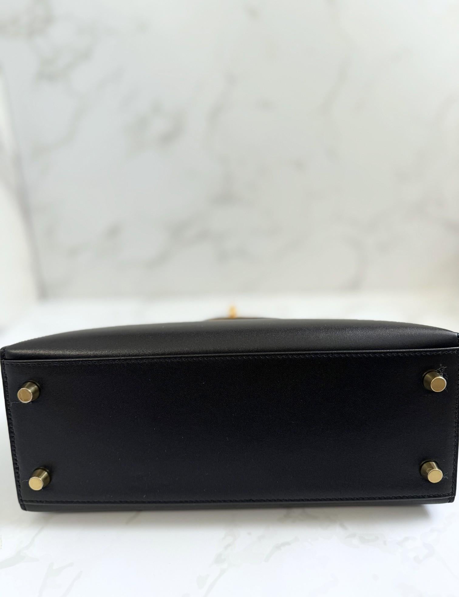 Hermes Kelly 25 Nero Tadelakh Sellier Oro HW Completo Ricevuta Originale 2022 in vendita 1