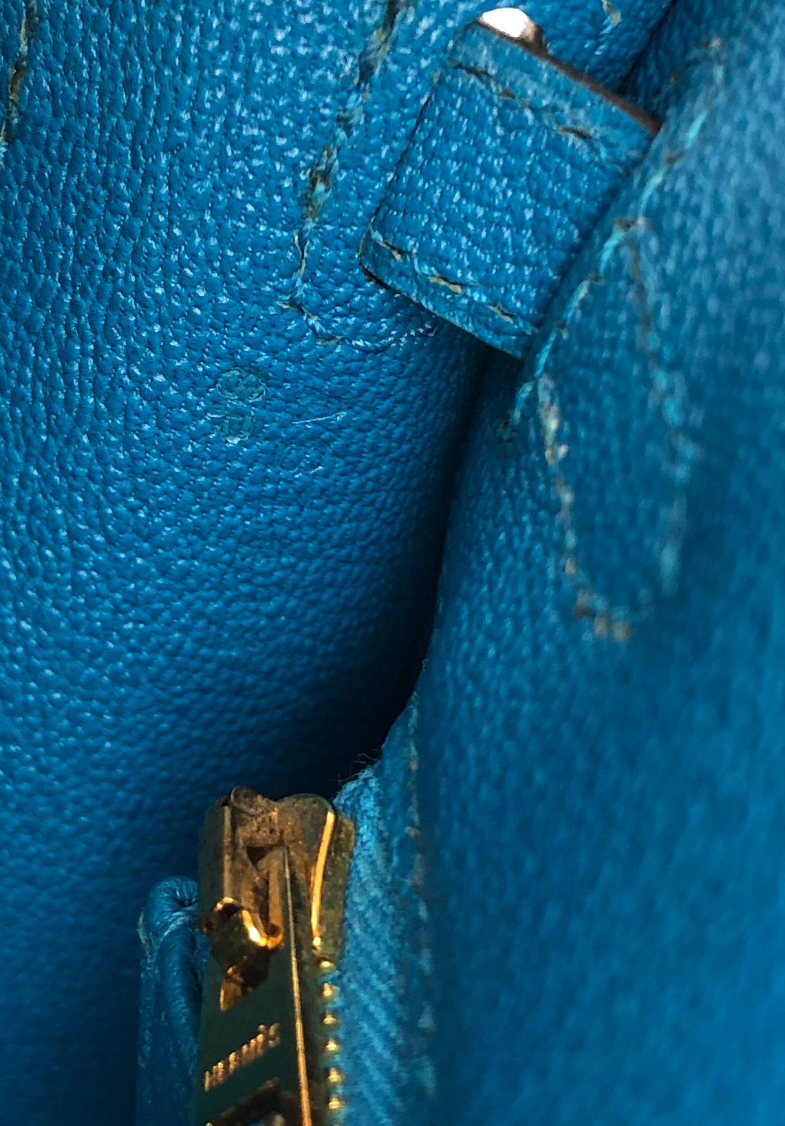 Hermes Kelly 25 Blue Zanzibar Sellier Chèvre Leather Shoulder Bag Gold Hardware In Excellent Condition In Miami, FL