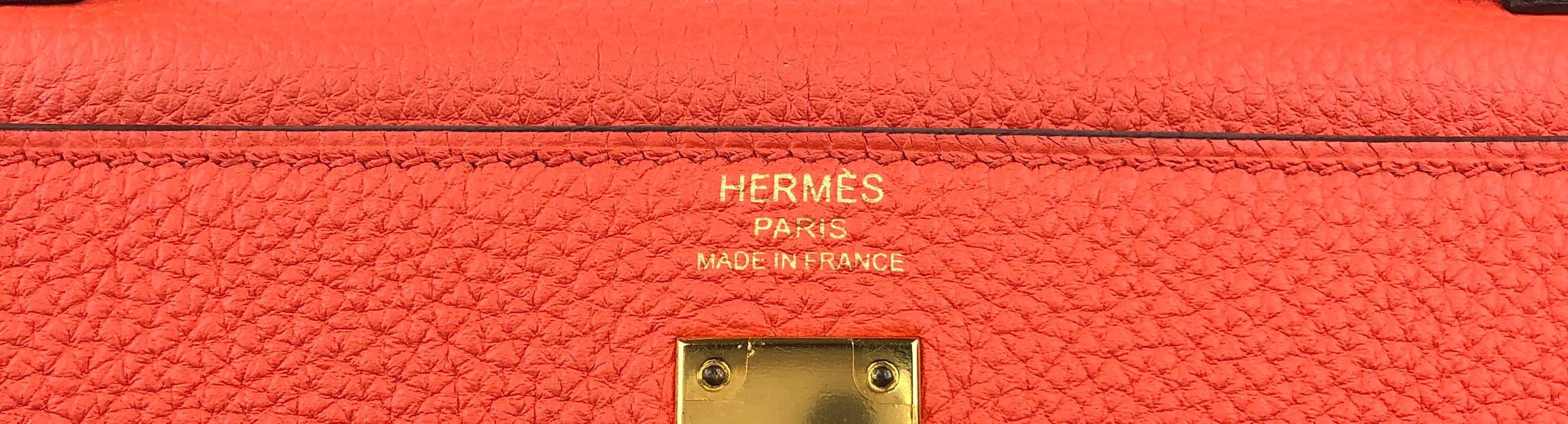 Hermes Kelly 25 Capucine Orange Red Gold Hardware With Plastic In Excellent Condition In Miami, FL