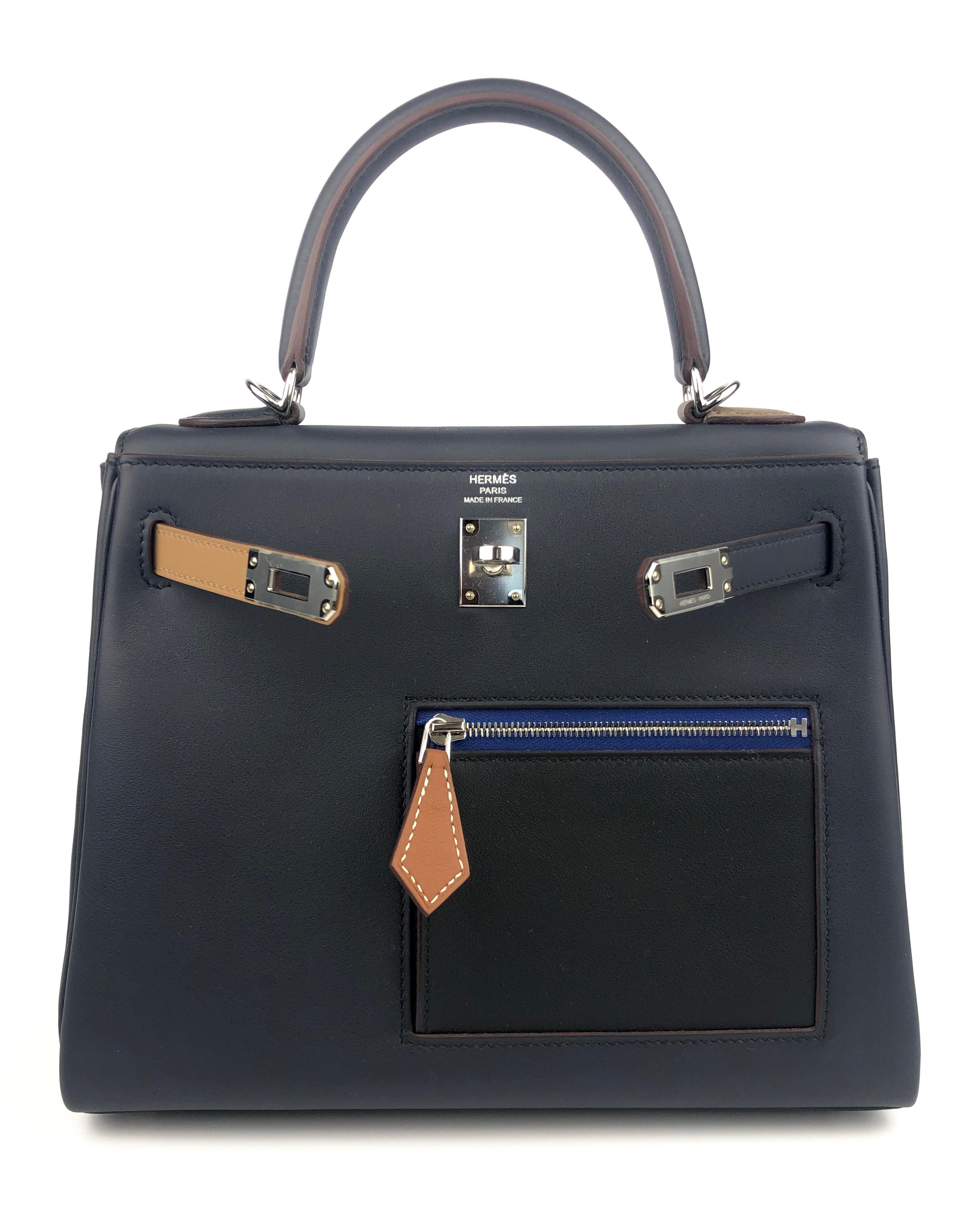 Hermès Kelly 25 farbiger blauer schwarzer Stuhl mit goldener Palladiumbeschlägen, NEU SELTEN (Schwarz) im Angebot