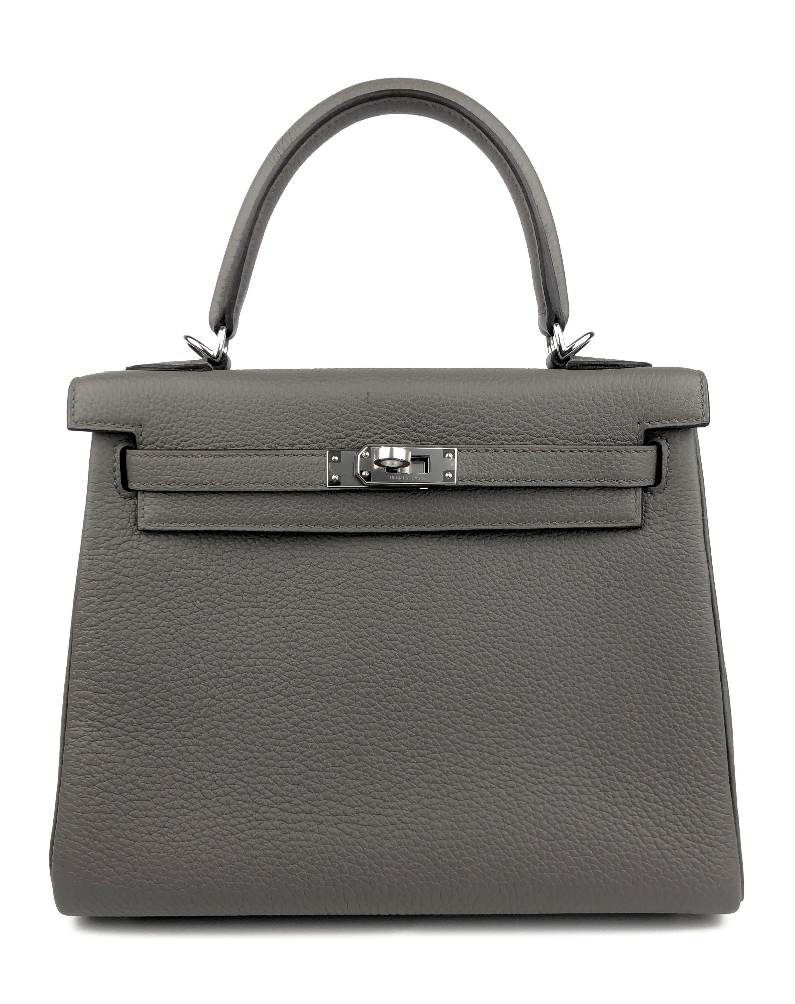 Stunning As New Hermes Kelly 25 EtainTogo Leather Palladium Hardware. Z Stamp 2021. 

Shop with Confidence from Lux Addicts. Authenticity Guaranteed! 