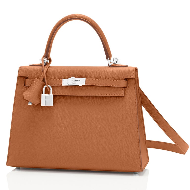 Hermes Kelly 25 Gold Bi-Colour Jaune Ambre Verso Handbag Bag Z Stamp, 2021 In New Condition For Sale In New York, NY