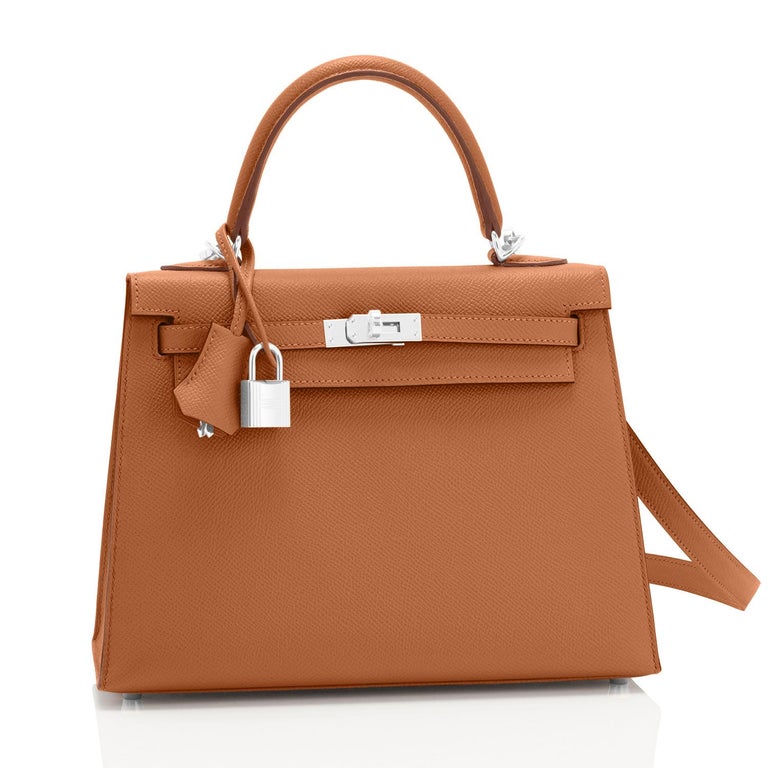 Hermes Kelly Bag Sizes 2023: Everything You Need To Know About The Iconic  Bag - Streetstylis