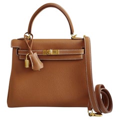 Hermès Kelly 25 Gold Togo Leather Gold Hardware K Stamp