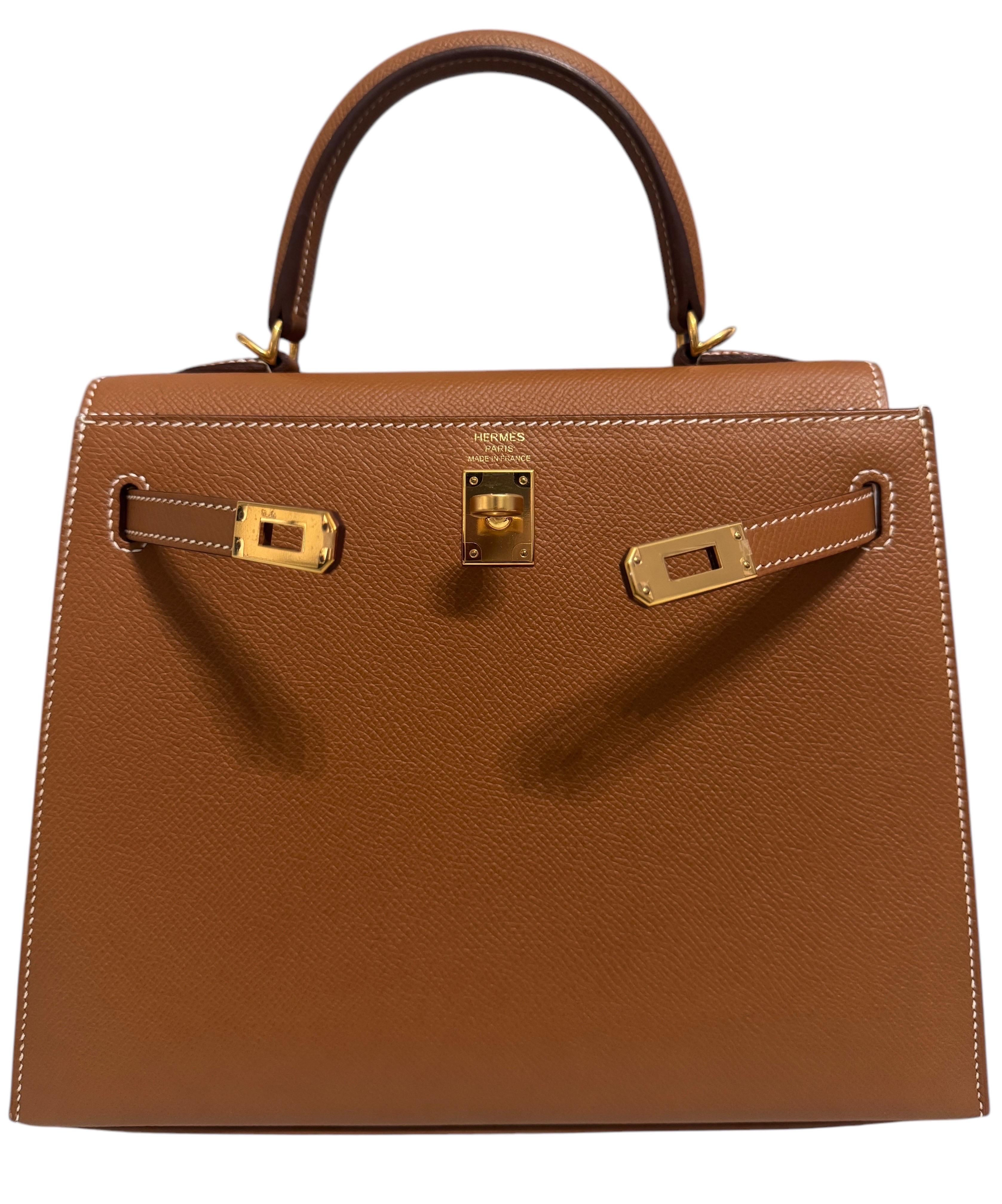 Hermes Kelly 25 gold w gold hardware as new For Sale 3
