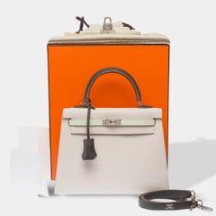 Hermès Kelly 25 Handbag Grey