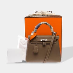 Hermès Kelly 25 Handbag Grey