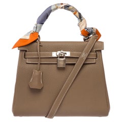 Hermès Kelly 25 Handbag Grey