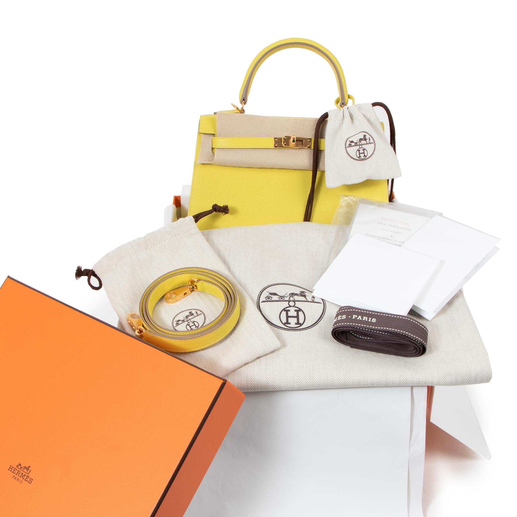 Hermès Kelly 25 HSS Lime Perso & Bougainvillier GHW 

Can we take a moment for this one of a kind and oh so stunning HSS Hermès Kelly 25? This special-order was crafted from a lime toned Epsom leather, featured by a Sellier lining and finished with