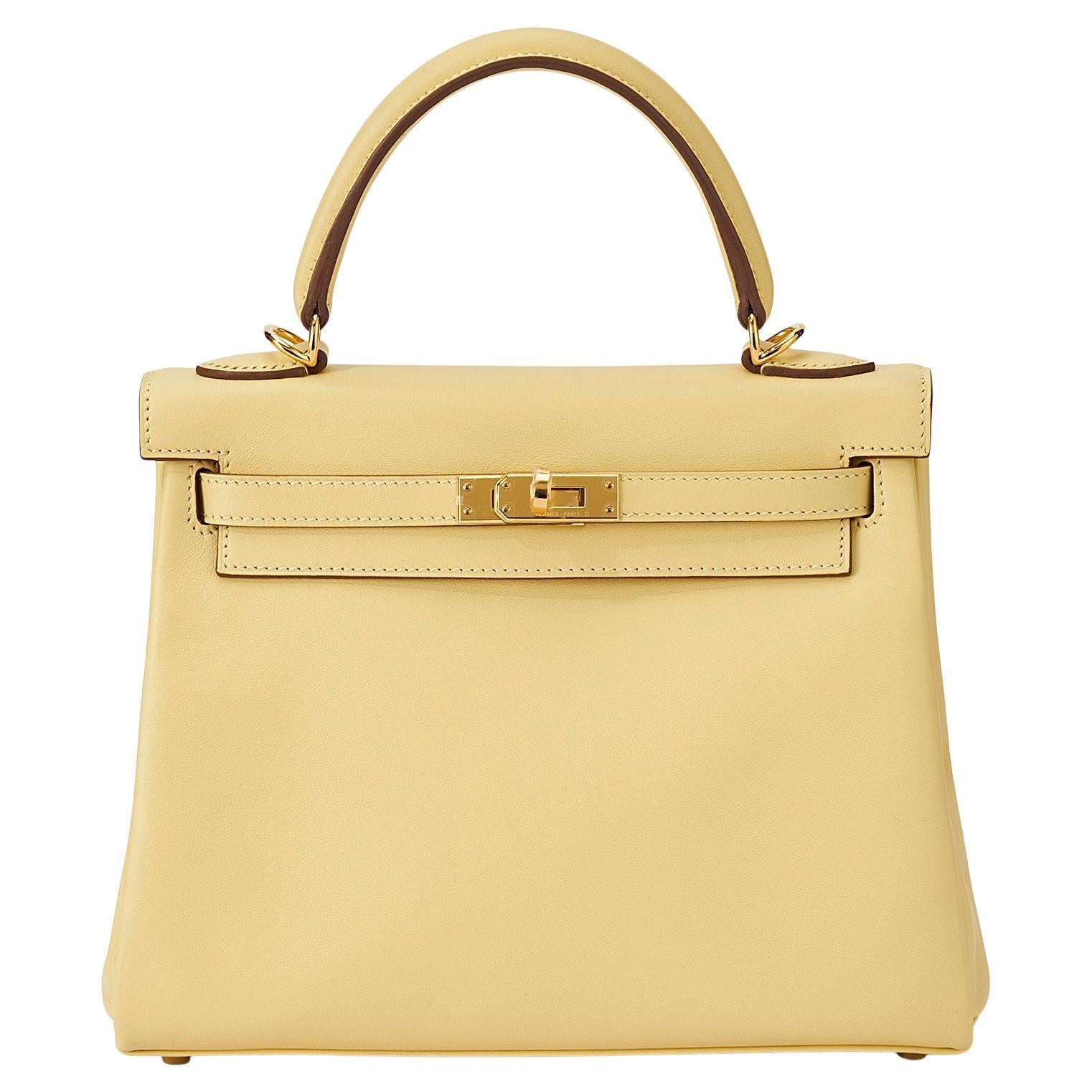 Hermès Kelly 25 Jaune Poussin Veloz Herraje Dorado
