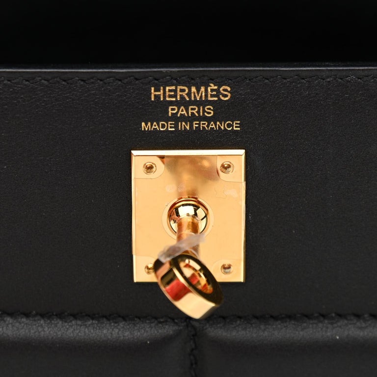 HERMES NEW Kelly 25 Padded Sellier Black Swift Leather Gold Shoulder Tote  Bag For Sale at 1stDibs | hermes kelly padded, hermes kelly 25 padded, kelly  25 price