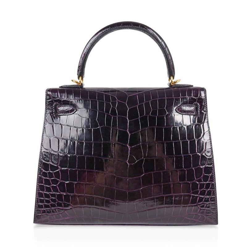 Hermes Kelly 25 Purple Exotic Porosus Crocodile Gold Top Handle Tote Bag In Excellent Condition In Chicago, IL