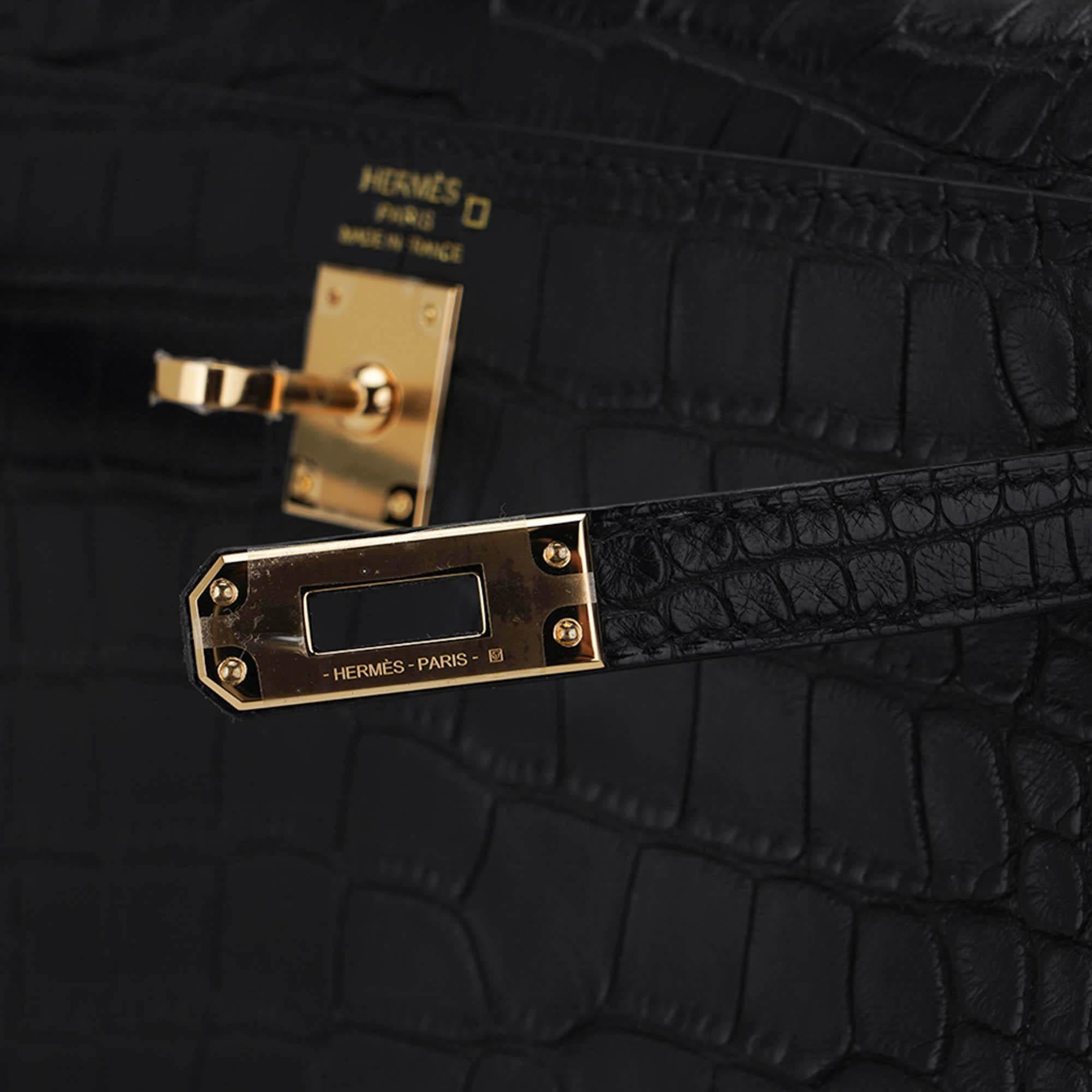 Hermes Kelly 25 Retourne Tasche Schwarz Matt Alligator Gold Hardware im Angebot 1