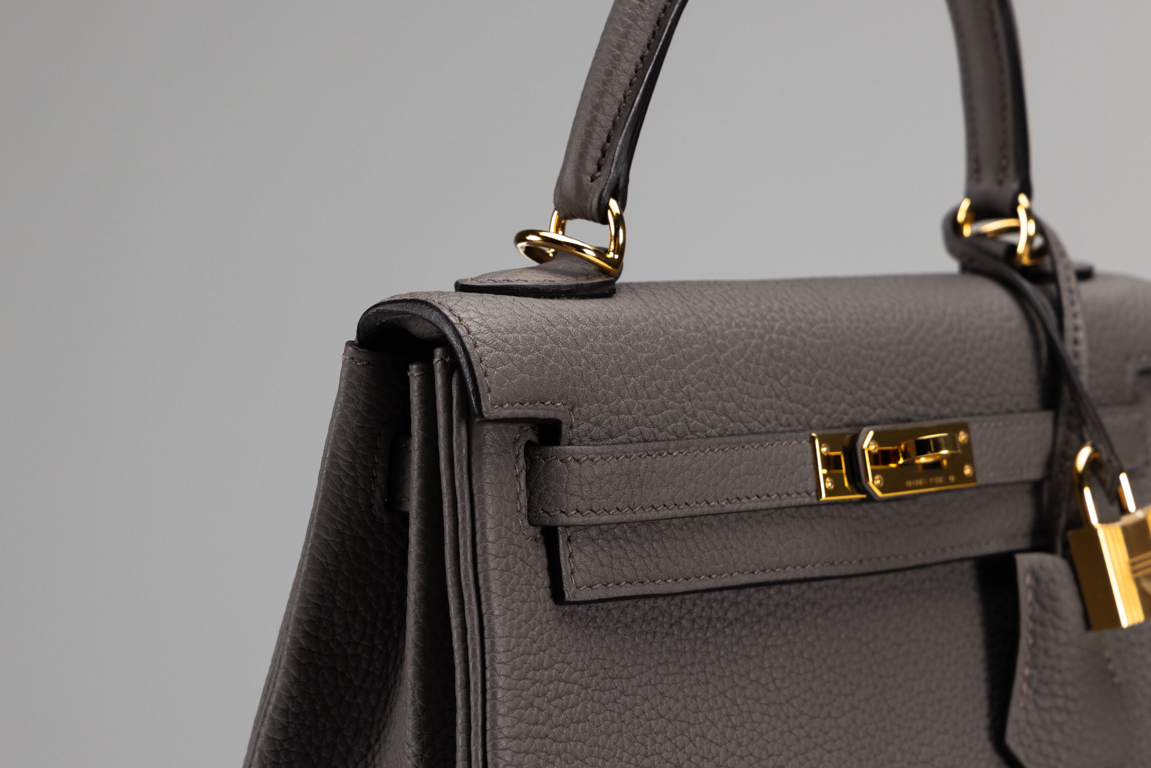 Hermès Kelly 25 Retourne Togo Gris Etain Set completo in vendita 2