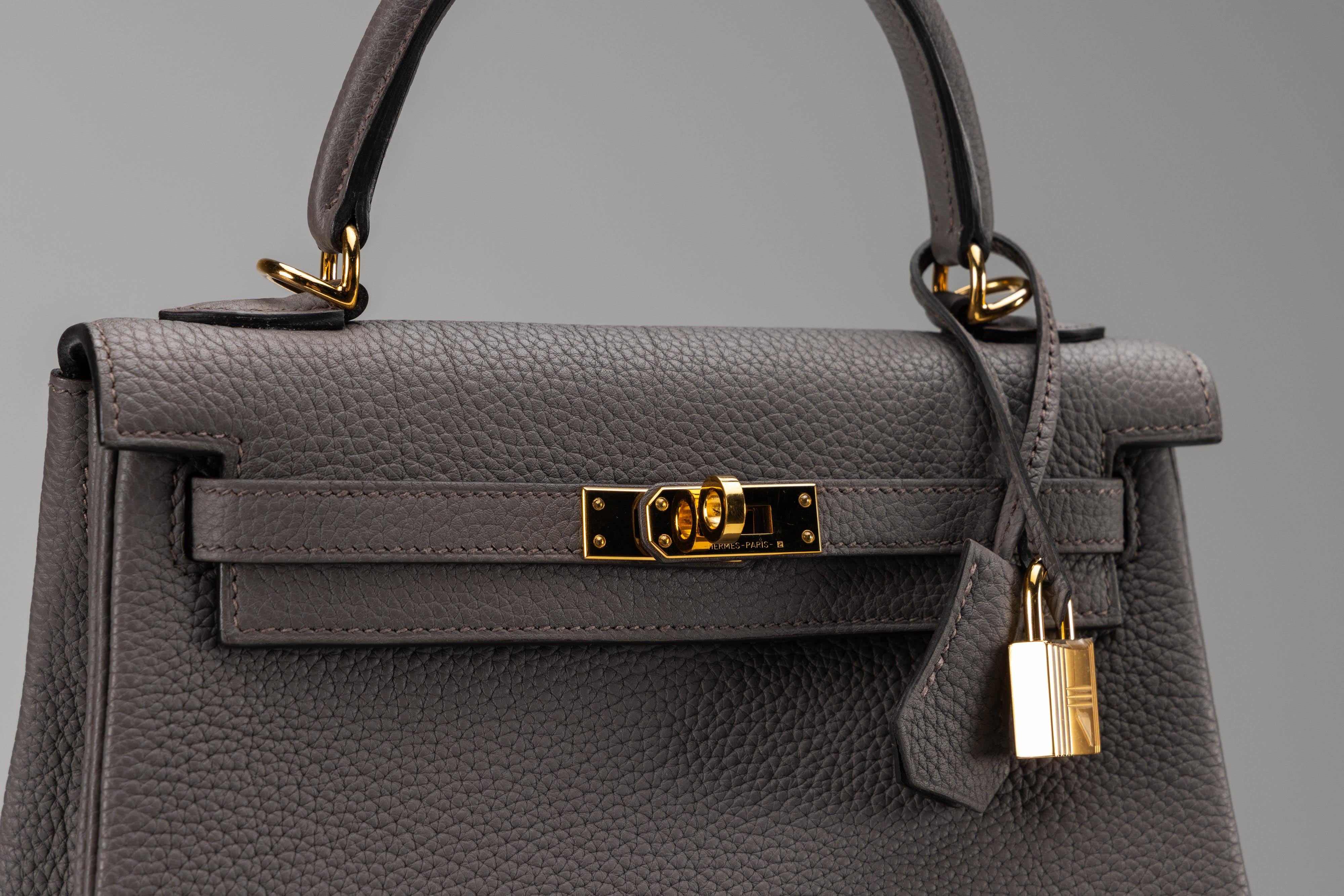 Hermès Kelly 25 Retourne Togo Gris Etain Set completo in vendita 3