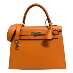 Hermes Kelly 25 Sellier Apricot  Epsom Leather gold hardware