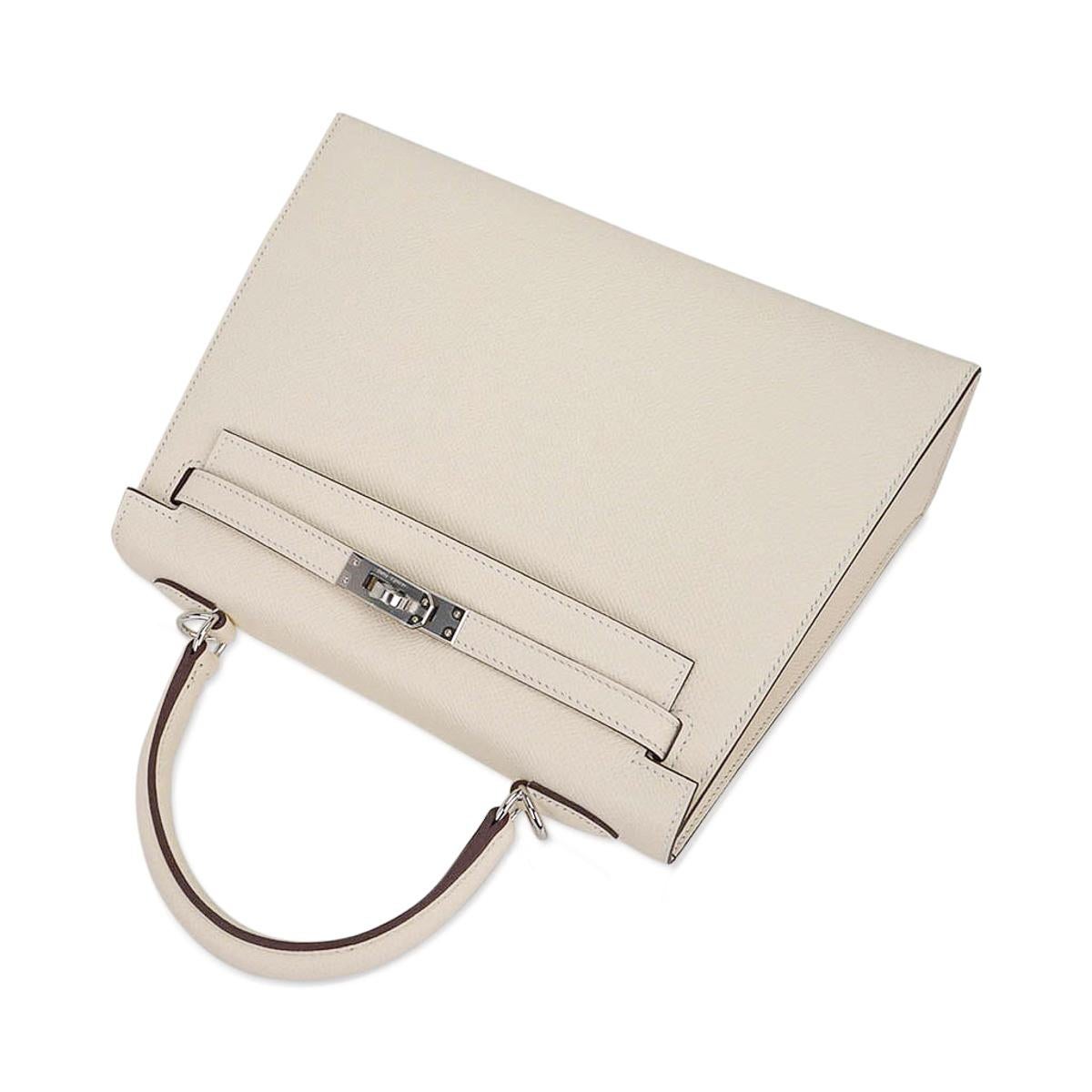 Hermes Kelly 25 Sellier Bag Nata Palladium Hardware Epsom Leather en vente 3