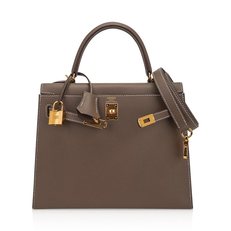 Hermes Etoupe Kelly 25 Epsom Sellier Bag Gold Hardware at 1stDibs