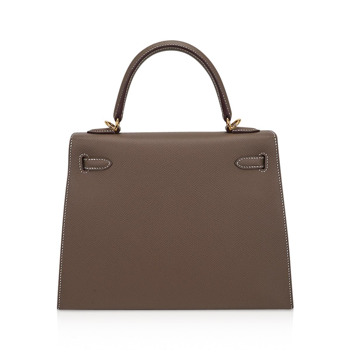 Women's Hermes Kelly 25 Sellier Etoupe Bag Epsom Gold Hardware