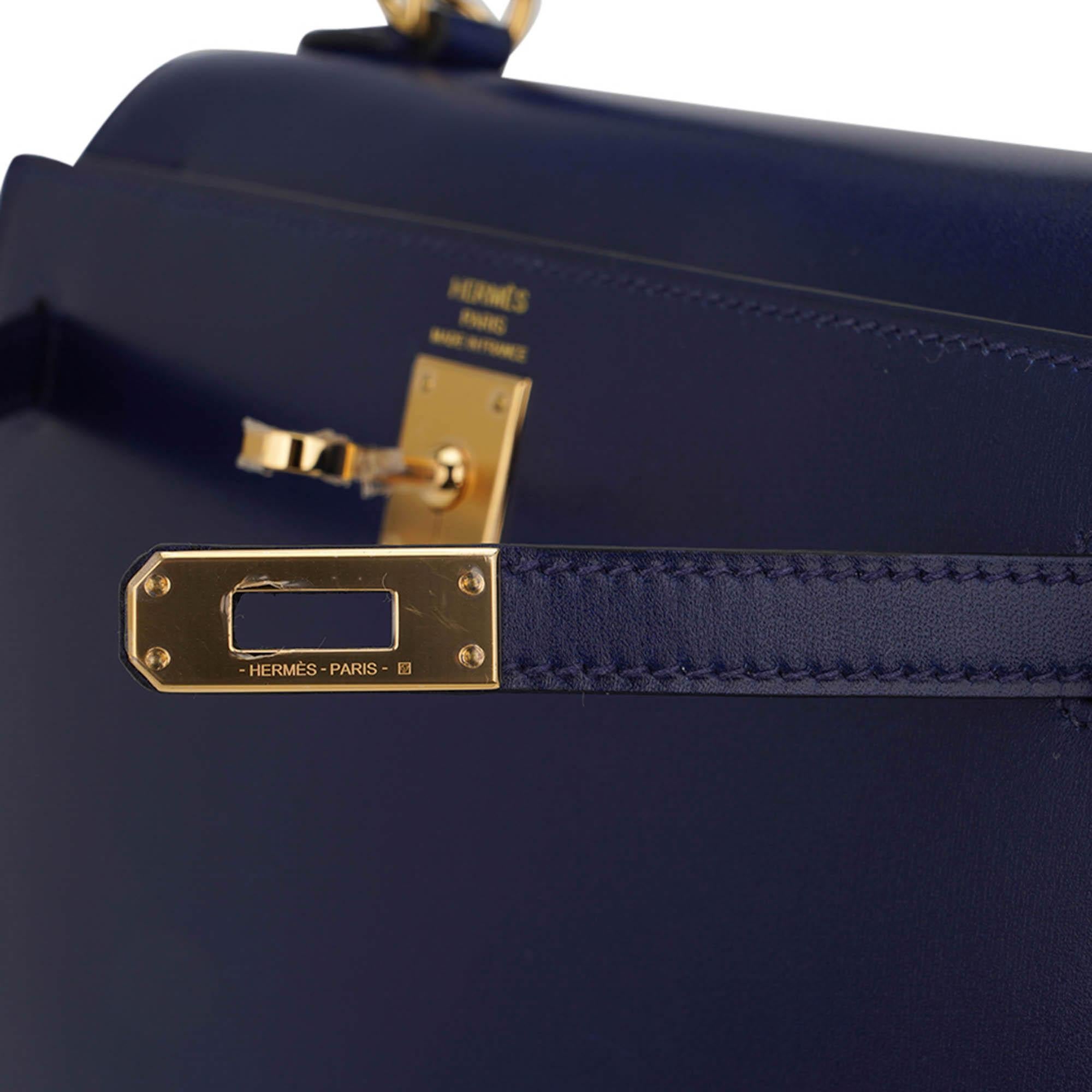 Hermes Kelly 25 Sellier Blue Sapphire Box Leather Bag Gold Hardware In New Condition For Sale In Miami, FL
