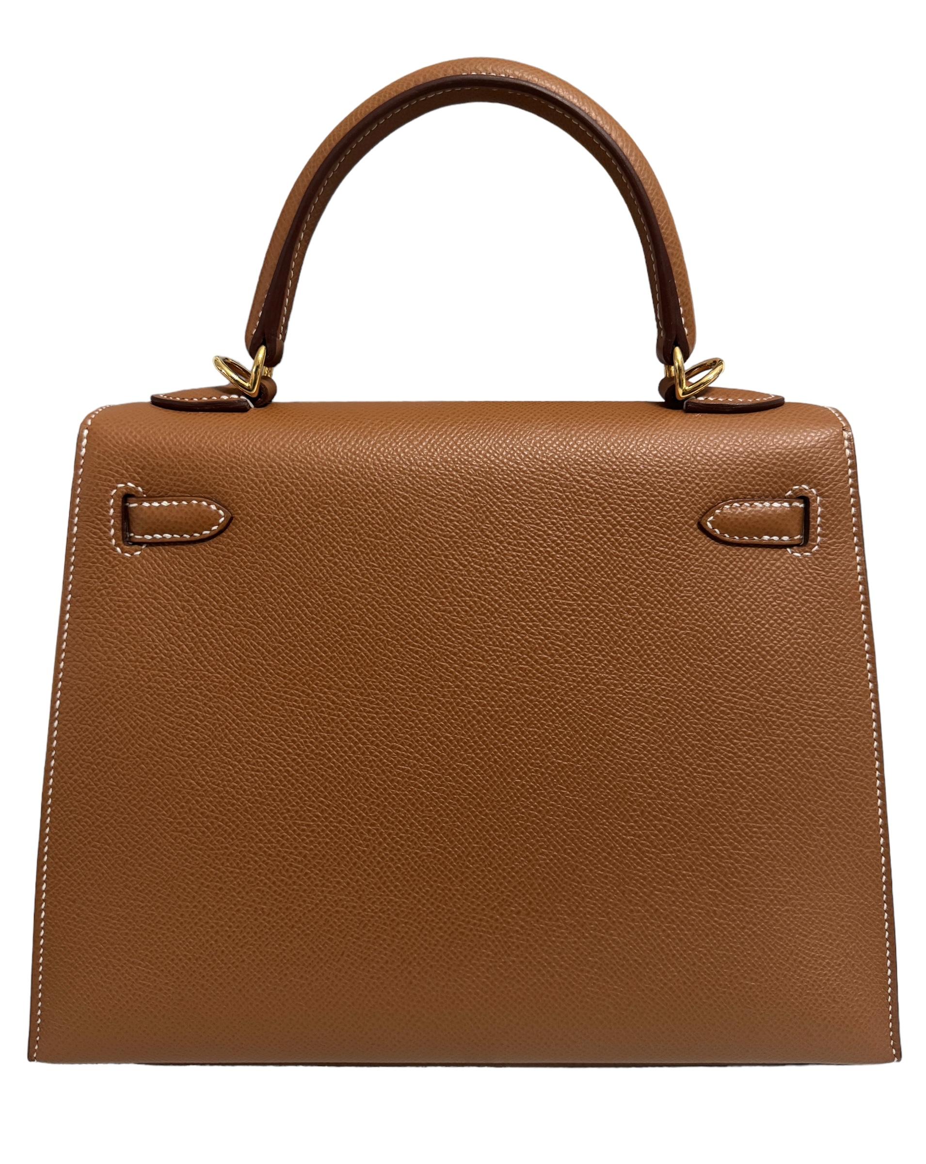 Women's or Men's Hermes Kelly 25 Sellier Gold Tan Epsom Leather Shoulder Bag Gold Hardware 2022 For Sale