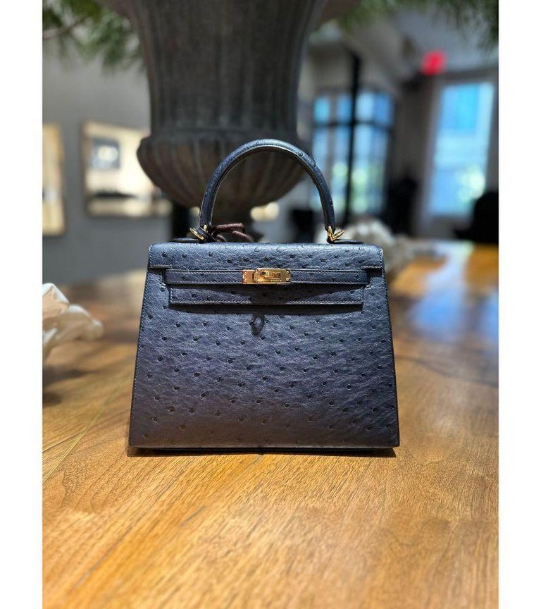 Hermès Kelly 25 Sellier Indigo Ostrich Leather Gold Hardware For Sale at  1stDibs