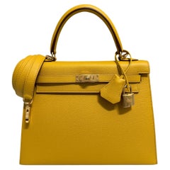 Hermes Kelly 25 Sellier Jaune Ambre Amarillo Epsom Piel Herraje Dorado