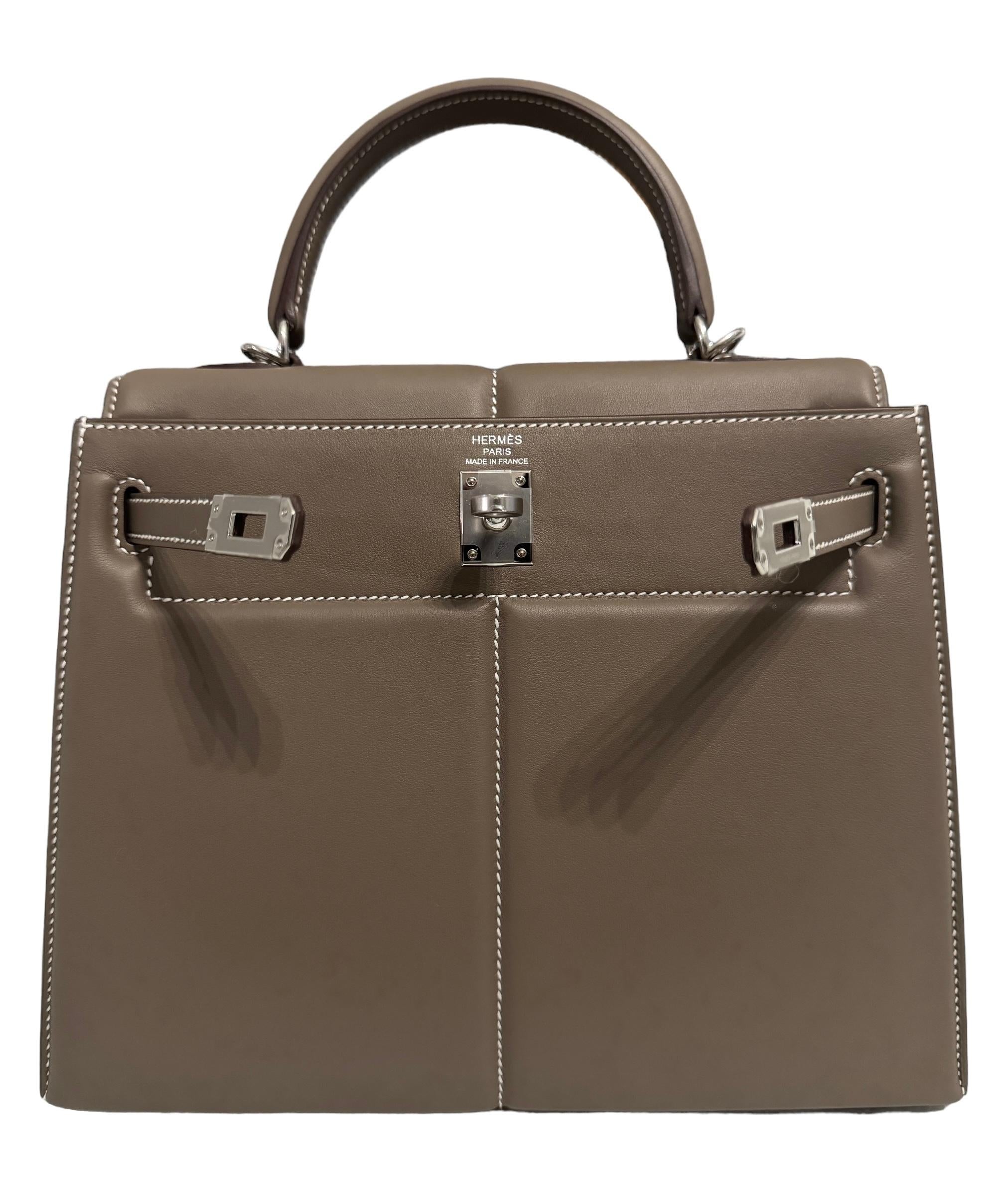 Hermes Kelly 25 Sellier Padded Etoupe Gray Limited Edition Palladium Hardware In New Condition For Sale In Miami, FL
