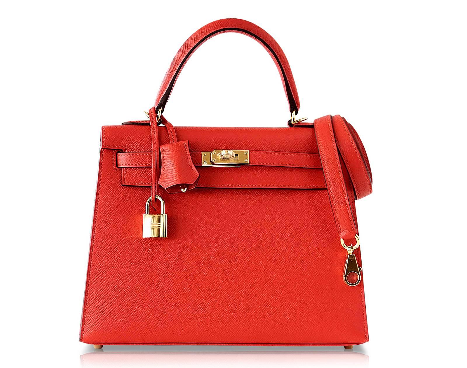 Hermes Kelly 25 Sellier Rouge Tomate Red Epsom Leather Bag Gold Hardware In New Condition In Miami, FL